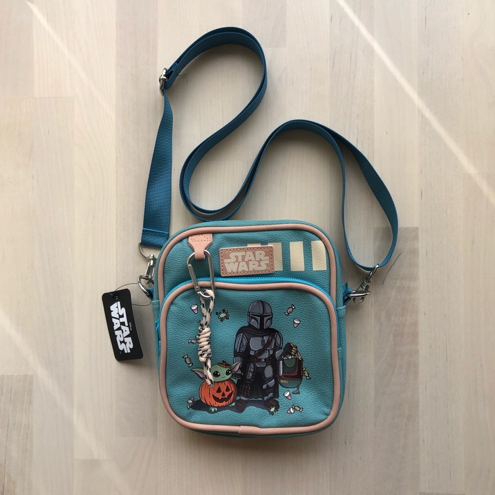 Disney Star Wars BioWorld Mandalorian The Child Trick or Treat Crossbody Bag